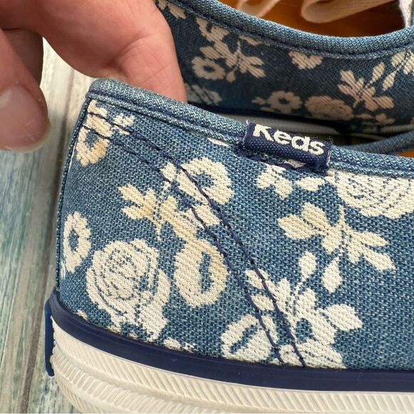 Keds Comfy Lace Up Walking Sneakers Blue Floral Print- Sz 6.5 - Picture 14 of 15